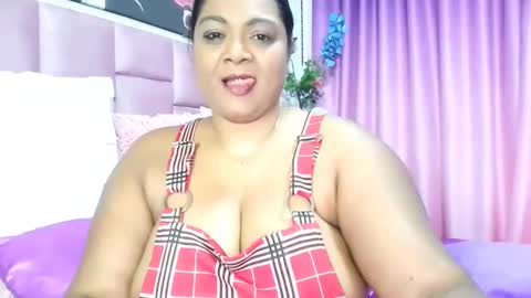 Snapshot of indiandelia chatting on March 2025 06:52:01 PM indiandelia online show from March 2025 06:52:01 PM