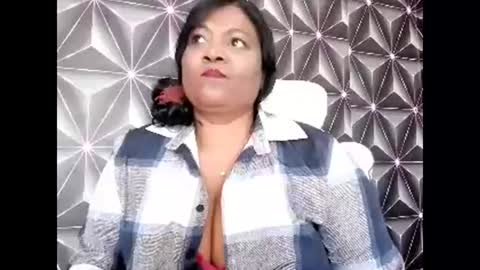 Snapshot of indiandelia chatting on October 2025 08:26:01 AM indiandelia online show from October 2025 08:26:01 AM