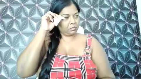 Snapshot of indiandelia chatting on December 2025 03:59:01 AM indiandelia online show from December 2025 03:59:01 AM