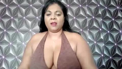 Snapshot of indiandelia chatting on January 2026 04:39:02 AM indiandelia online show from January 2026 04:39:02 AM