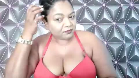 Snapshot of indiandelia chatting on February 2026 04:31:02 AM indiandelia online show from February 2026 04:31:02 AM