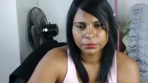 Snapshot of indiandreams_ chatting on November 2025 04:31:02 PM Palavi online show from November 2025 04:31:02 PM