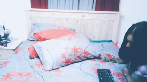 Amy online show from October 2025 05:16:02 AM