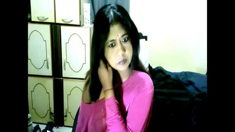 indianpleasures21 online show from June 2026 04:57:01 AM