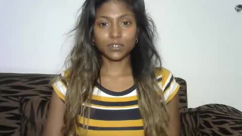 indianqtpie6 online show from December 2024 06:38:02 PM