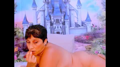 roxy online show from February 2025 09:40:01 PM