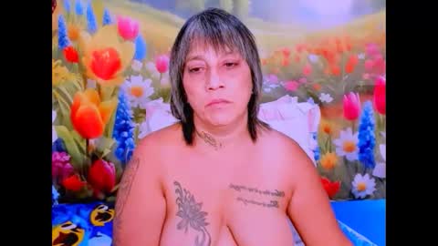 Snapshot of indianroxy27 chatting on February 2026 07:15:02 AM indianroxy27 online show from February 2026 07:15:02 AM