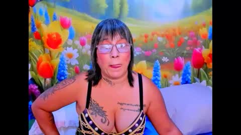 indianroxy27 online show from May 2026 08:14:01 PM