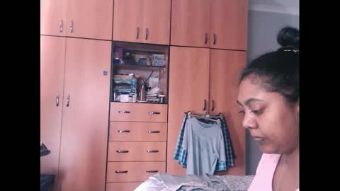 indianruby21 online show from February 2025 08:42:01 AM