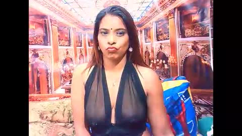 indiansexyass4u2luv online show from November 2025 09:17:02 PM