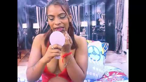 indiansexyass4u2luv online show from April 2026 09:32:02 PM
