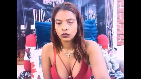 indiansexyass4u2luv online show from May 2026 09:04:02 AM