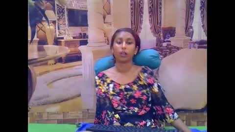 Snapshot of indiansexybutt4u2luv chatting on February 2026 07:07:01 AM indiansexybutt4u2luv online show from February 2026 07:07:01 AM