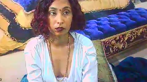 Snapshot of indiansexybutt4u2luv chatting on July 2026 06:17:02 AM indiansexybutt4u2luv online show from July 2026 06:17:02 AM