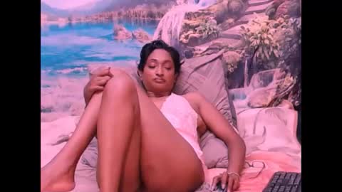 Shreya online show from February 2025 11:24:01 PM