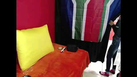 indianvixen07 online show from April 2026 04:53:02 PM