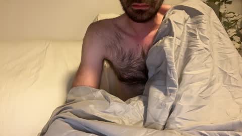 Snapshot of indiscriminator chatting on December 2024 05:04:02 AM just1dude online show from December 2024 05:04:02 AM