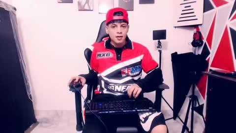 Snapshot of indomitablebeast chatting on November 2025 10:08:02 PM matias online show from November 2025 10:08:02 PM