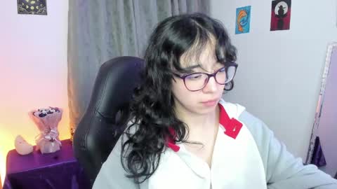 Diana online show from May 2026 04:53:02 AM