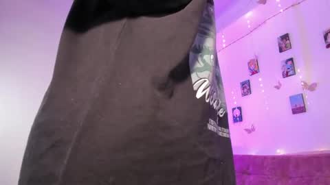 Luna  online show from May 2026 03:46:01 AM