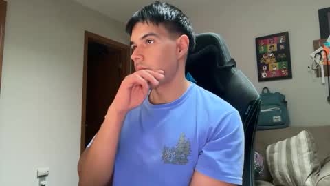 Lucas online show from October 2025 08:09:02 PM