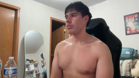 Lucas online show from December 2025 02:42:01 AM