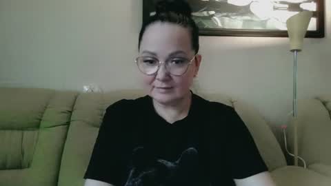 Snapshot of infinity_loveliness chatting on June 2026 10:26:01 AM Infinity online show from June 2026 10:26:01 AM