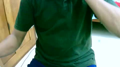 Snapshot of ingloriousuncut chatting on December 2024 04:37:01 PM Inglorious Hairy Uncut online show from December 2024 04:37:01 PM