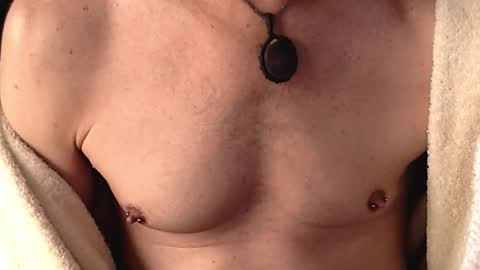 Snapshot of inhalation_exhalation chatting on January 2026 06:44:02 PM inhalation_exhalation online show from January 2026 06:44:02 PM