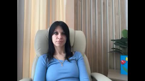 Snapshot of injaathome chatting on April 2026 06:42:02 AM InjaAtHome online show from April 2026 06:42:02 AM