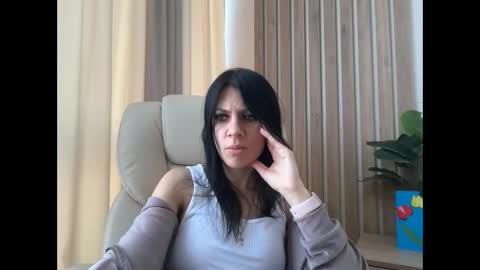 Snapshot of injaathome chatting on April 2026 06:11:02 AM InjaAtHome online show from April 2026 06:11:02 AM