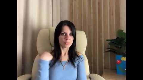 Snapshot of injaathome chatting on April 2026 06:25:01 PM InjaAtHome online show from April 2026 06:25:01 PM