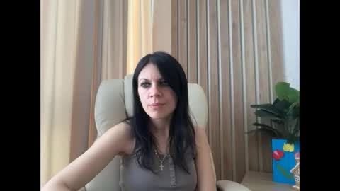 Snapshot of injaathome chatting on May 2026 06:21:02 AM InjaAtHome online show from May 2026 06:21:02 AM