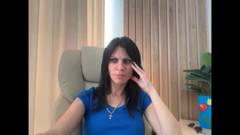 Snapshot of injaathome chatting on May 2026 01:21:02 PM InjaAtHome online show from May 2026 01:21:02 PM