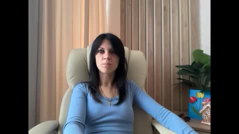 Snapshot of injaathome chatting on May 2026 05:47:01 AM InjaAtHome online show from May 2026 05:47:01 AM