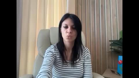 Snapshot of injaathome chatting on May 2026 06:30:01 AM InjaAtHome online show from May 2026 06:30:01 AM