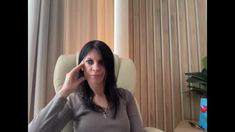 Snapshot of injaathome chatting on May 2026 02:37:01 PM InjaAtHome online show from May 2026 02:37:01 PM
