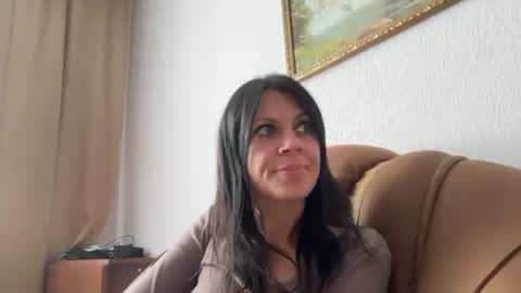 Snapshot of injaathome chatting on May 2026 03:53:02 PM InjaAtHome online show from May 2026 03:53:02 PM