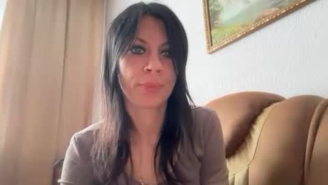 Snapshot of injaathome chatting on May 2026 05:59:01 AM InjaAtHome online show from May 2026 05:59:01 AM