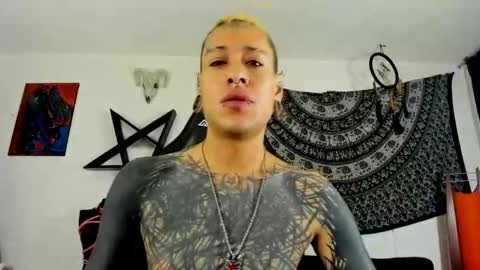 Dani  online show from October 2025 11:39:01 AM