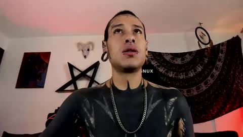 Snapshot of ink_u_buzz chatting on January 2026 07:19:01 PM Dani online show from January 2026 07:19:01 PM