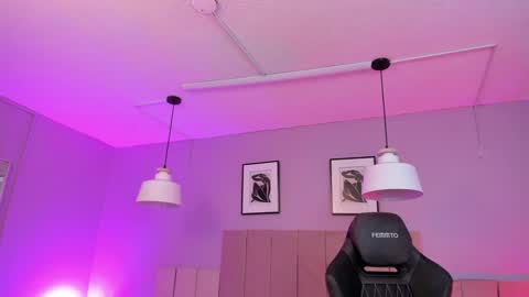 Snapshot of inndrahot chatting on December 2024 09:44:02 AM Indra online show from December 2024 09:44:02 AM