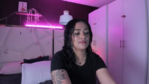 Snapshot of inndrahot chatting on December 2025 03:55:01 AM Indra online show from December 2025 03:55:01 AM