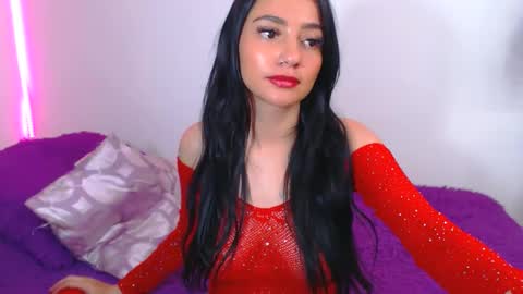 Snapshot of innocent_fox chatting on March 2026 05:02:01 AM Abril online show from March 2026 05:02:01 AM