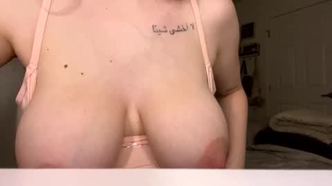 innocentjade1 online show from May 2026 01:06:01 PM