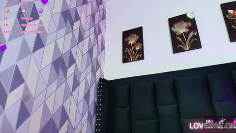 Snapshot of innocentlady_ chatting on January 2025 12:24:02 PM SELENA online show from January 2025 12:24:02 PM