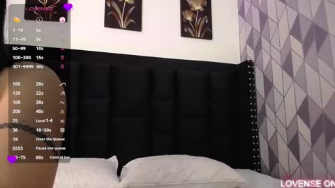 Snapshot of innocentlady_ chatting on March 2025 12:17:01 PM SELENA online show from March 2025 12:17:01 PM