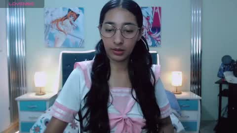 Snapshot of inocent_luna chatting on April 2026 04:01:01 AM Luna moon online show from April 2026 04:01:01 AM