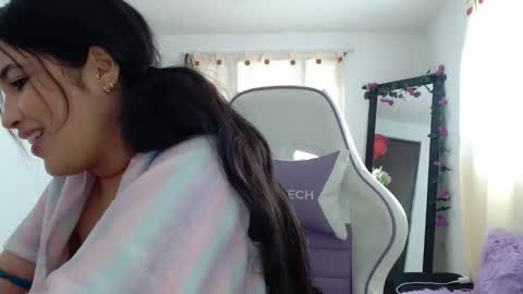 Snapshot of inocentheaven chatting on December 2024 03:26:01 PM Celeste online show from December 2024 03:26:01 PM