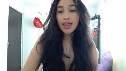 Snapshot of inocentheaven chatting on February 2025 04:24:02 PM Celeste online show from February 2025 04:24:02 PM